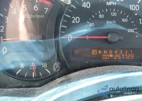 2005 Nissan Titan Se z USA, uszkodzony, nr VIN 1N6AA06A25N504347